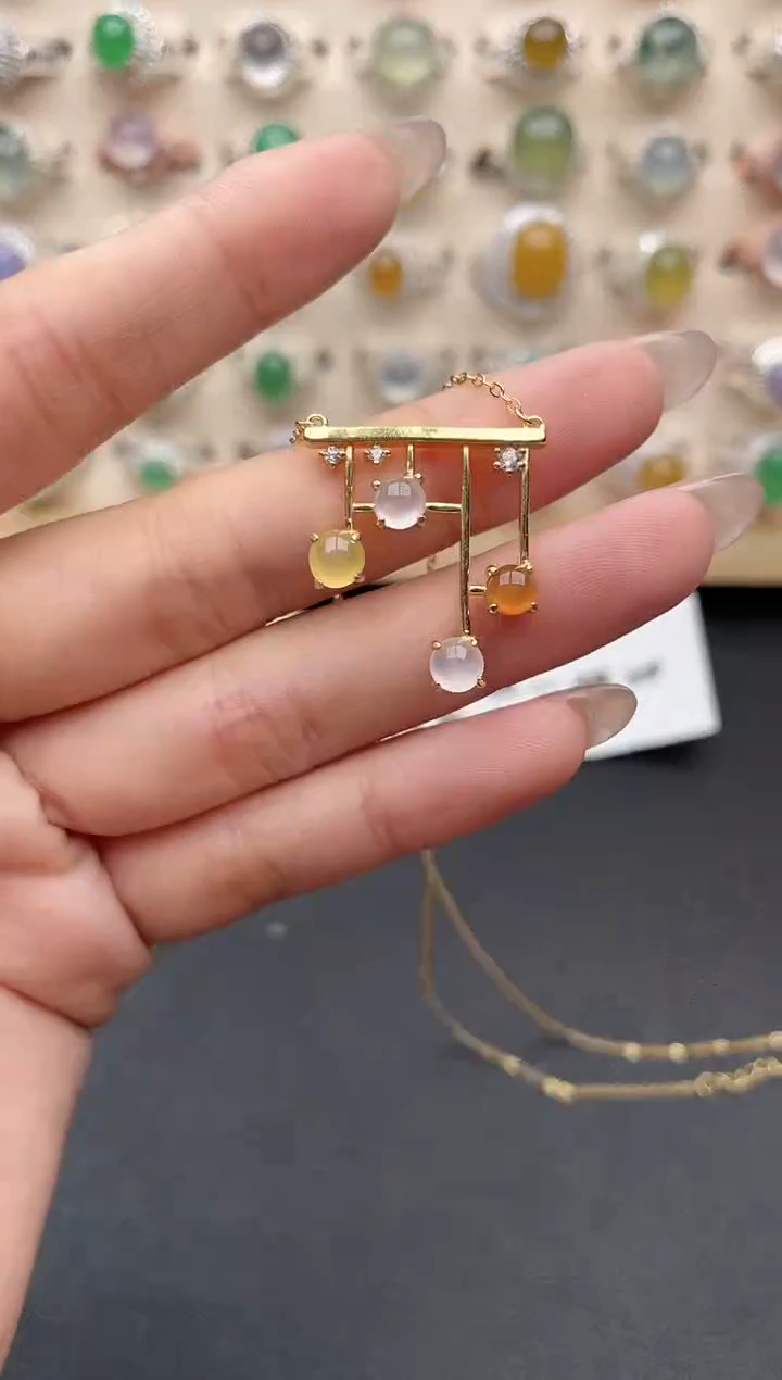 【闪购商品】翡翠颈饰银S925镶嵌一物一证一礼盒