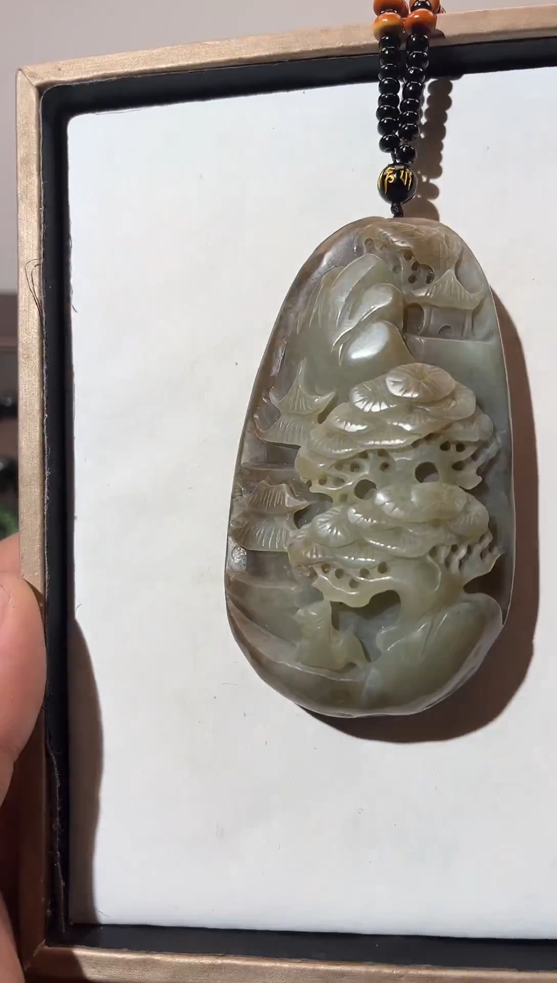 未镶嵌和田玉挂件山水把件