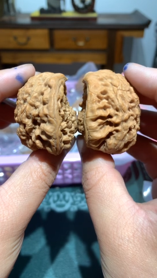 【闪购商品】文玩核桃吊坠蛇头核桃