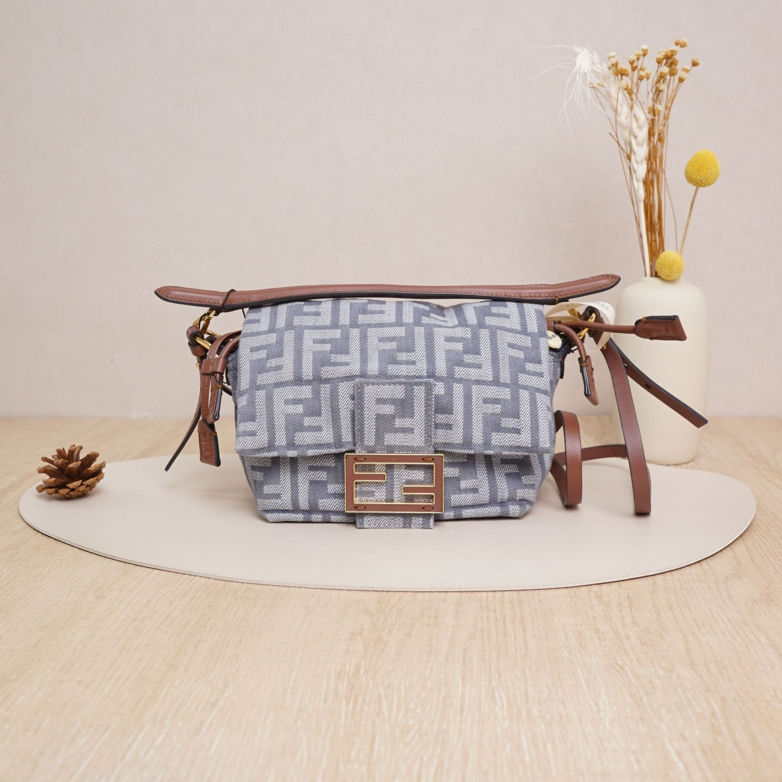 95新 FENDI/芬迪 芬迪mammabaguette牛仔小号蓝色帆布/DS046698