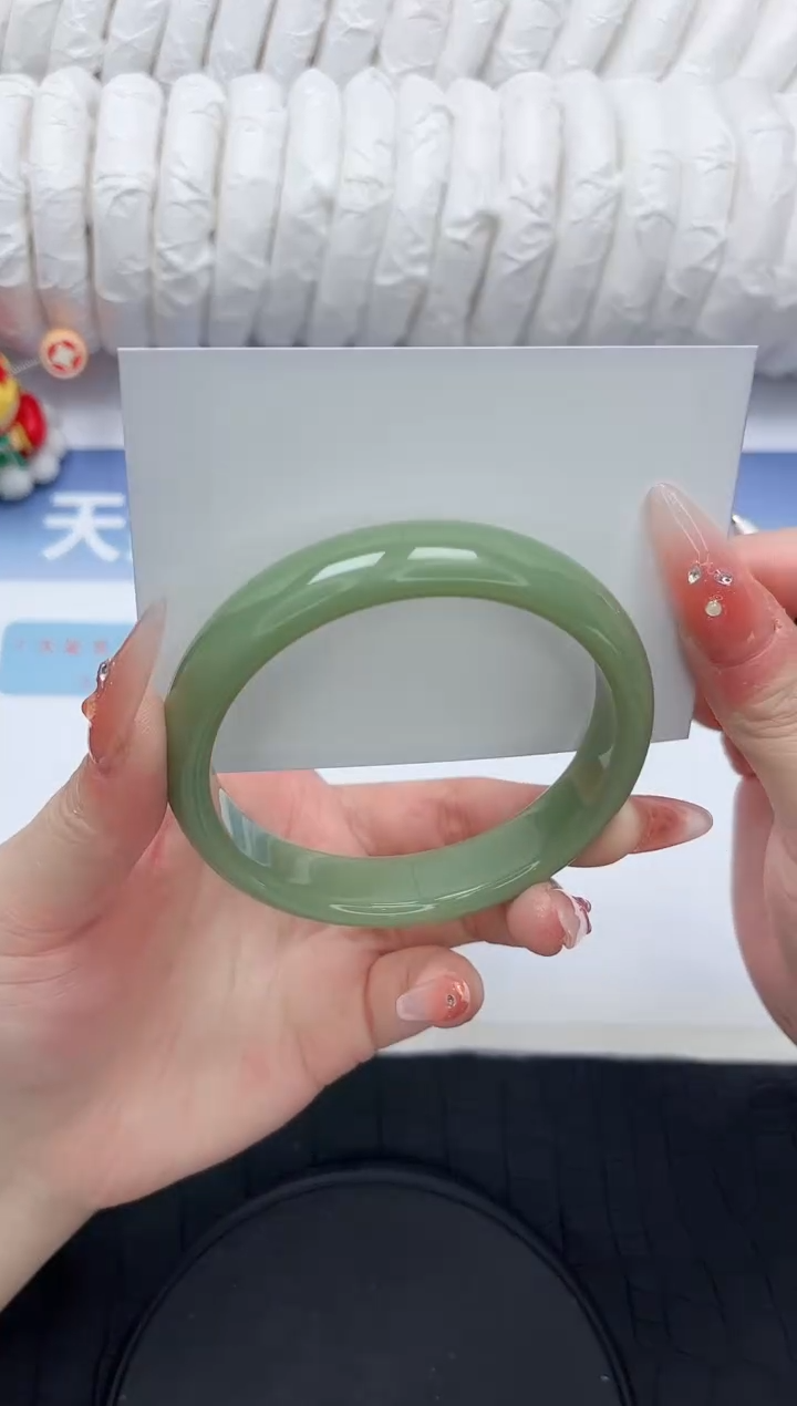 石英质玉未镶嵌手镯50-60