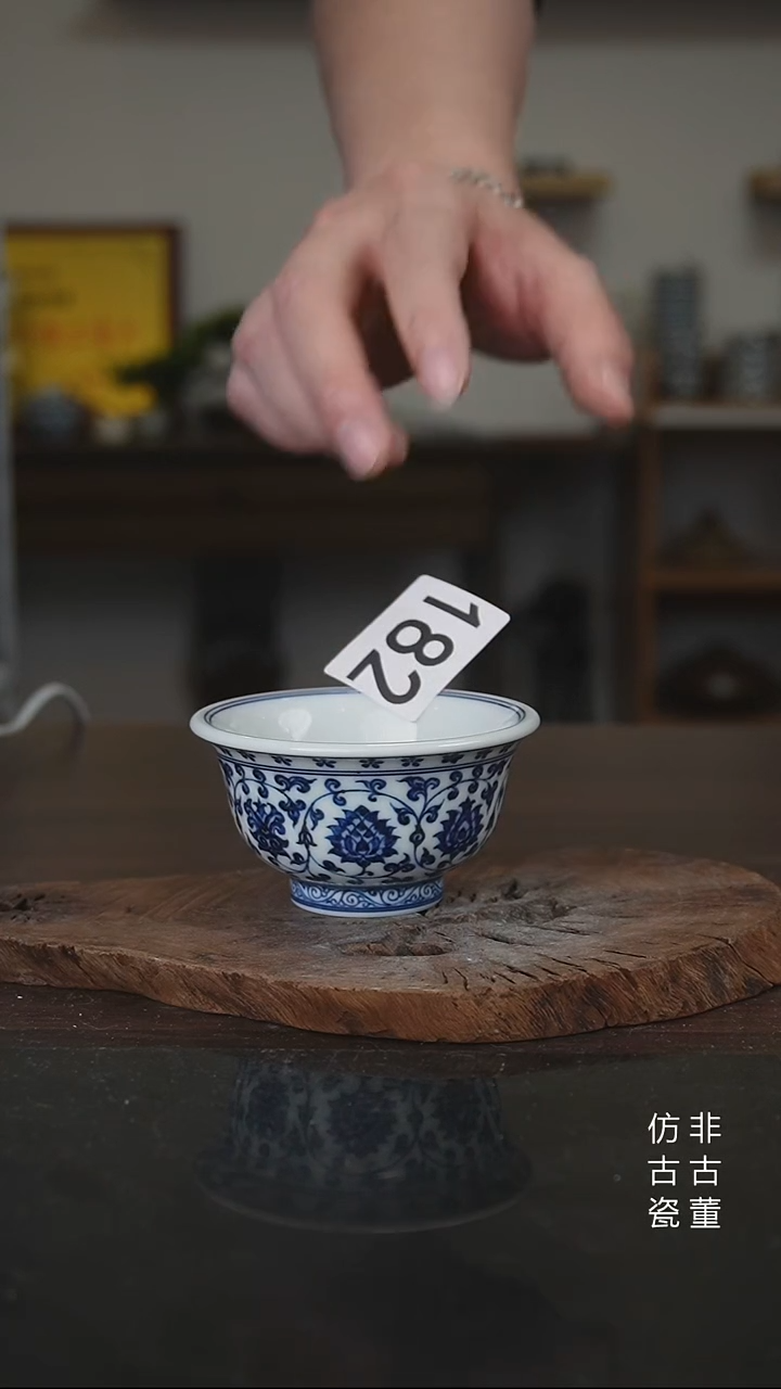 建****司景德镇手工手绘陶瓷