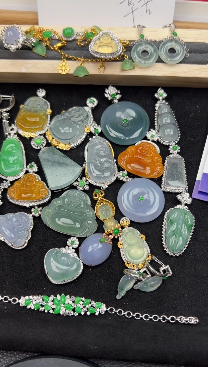 【闪购商品】翡翠吊坠(不含链)18K金镶嵌吊坠勿拍