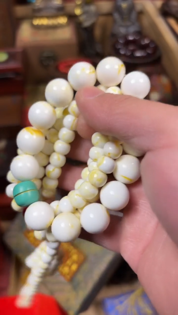 【闪购商品】蜜蜡耳饰未镶嵌-----------------