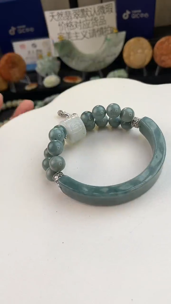 未镶嵌手链翡翠手工定制默认微瑕播介绍为准