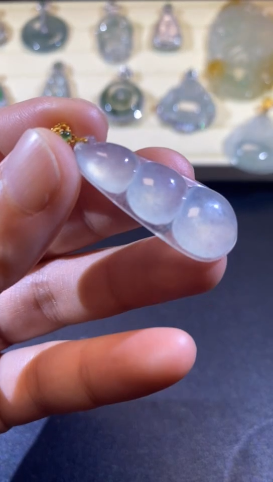 【闪购商品】翡翠吊坠(不含链)18K金镶嵌缅甸天然A货翡翠