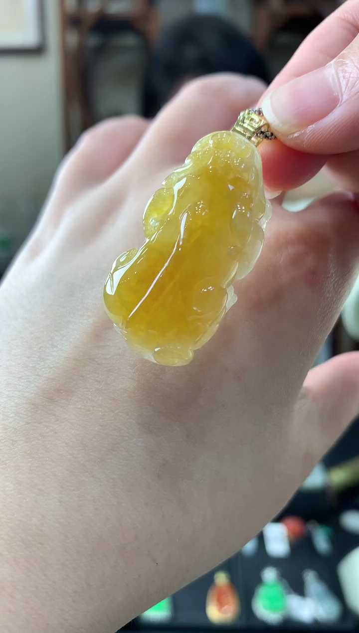 【闪购商品】翡翠吊坠(不含链)18K金镶嵌挂件