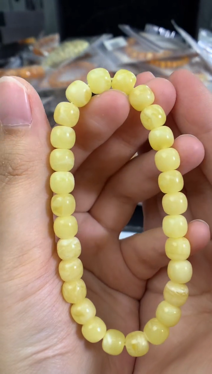 蜜蜡未镶嵌珠宝奇石1