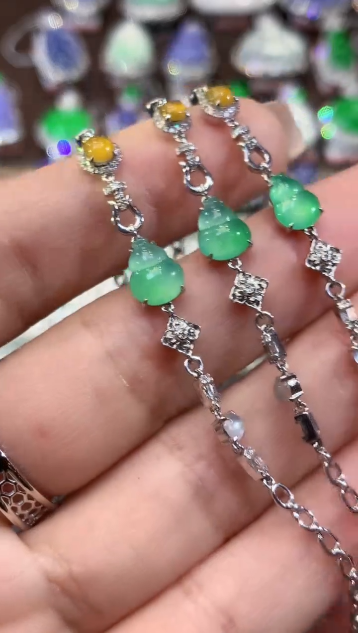 18K金镶嵌手链翡翠A24多样性发一件