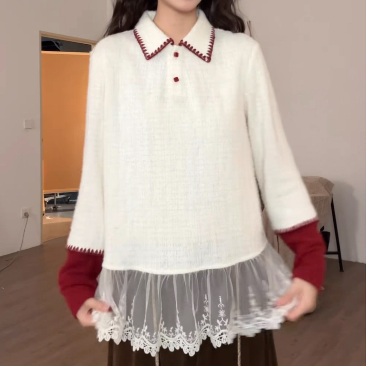 2025冬季新款小众设计感撞色拼接蕾丝下摆花边打底衫翻领气质衬衫