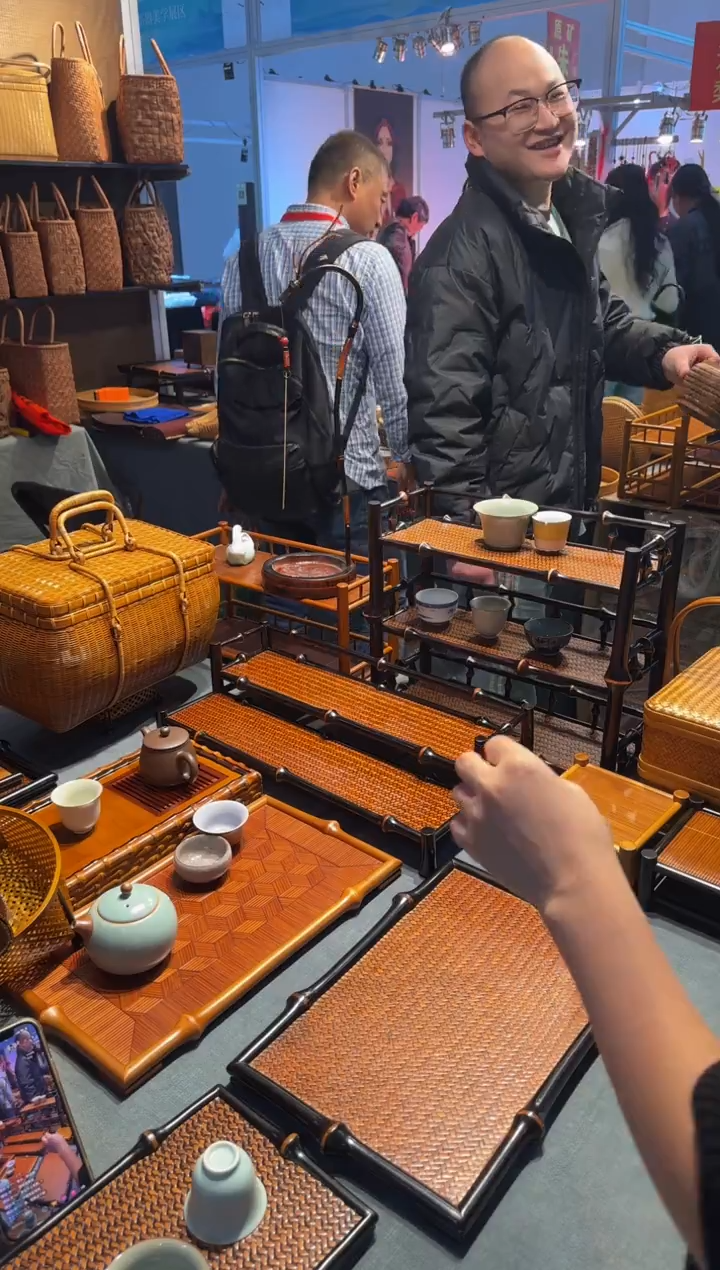 大的竹根碗竹根碗