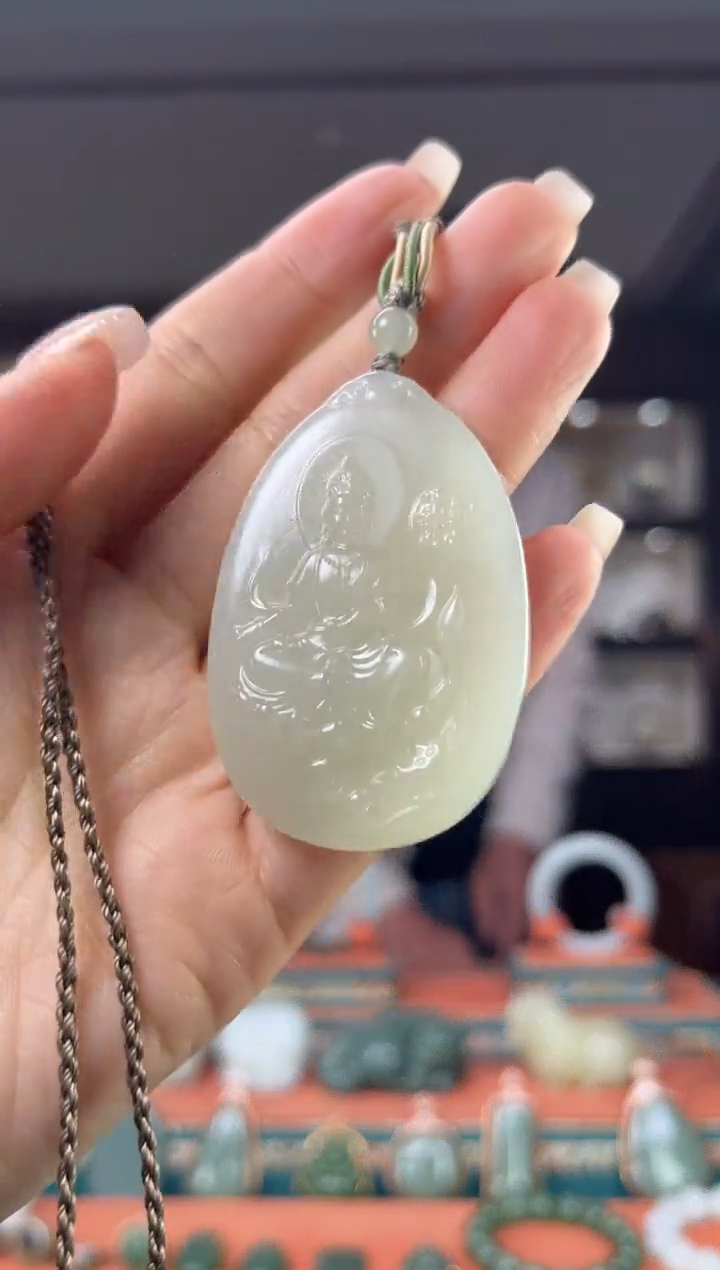 颈饰未镶嵌和田玉佩佩