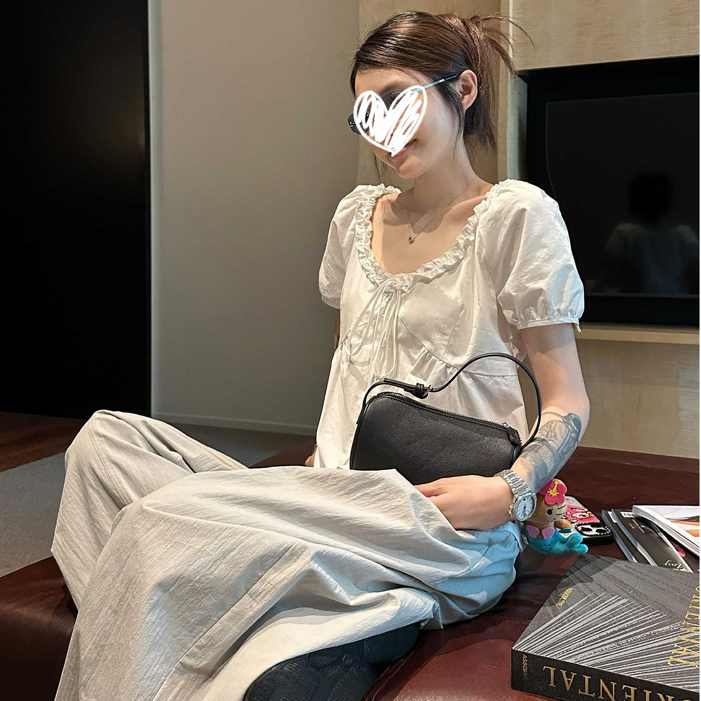 甜美U领花边衬衫女韩系宽松显瘦百搭低领白色衬衫泡泡袖夏季新款