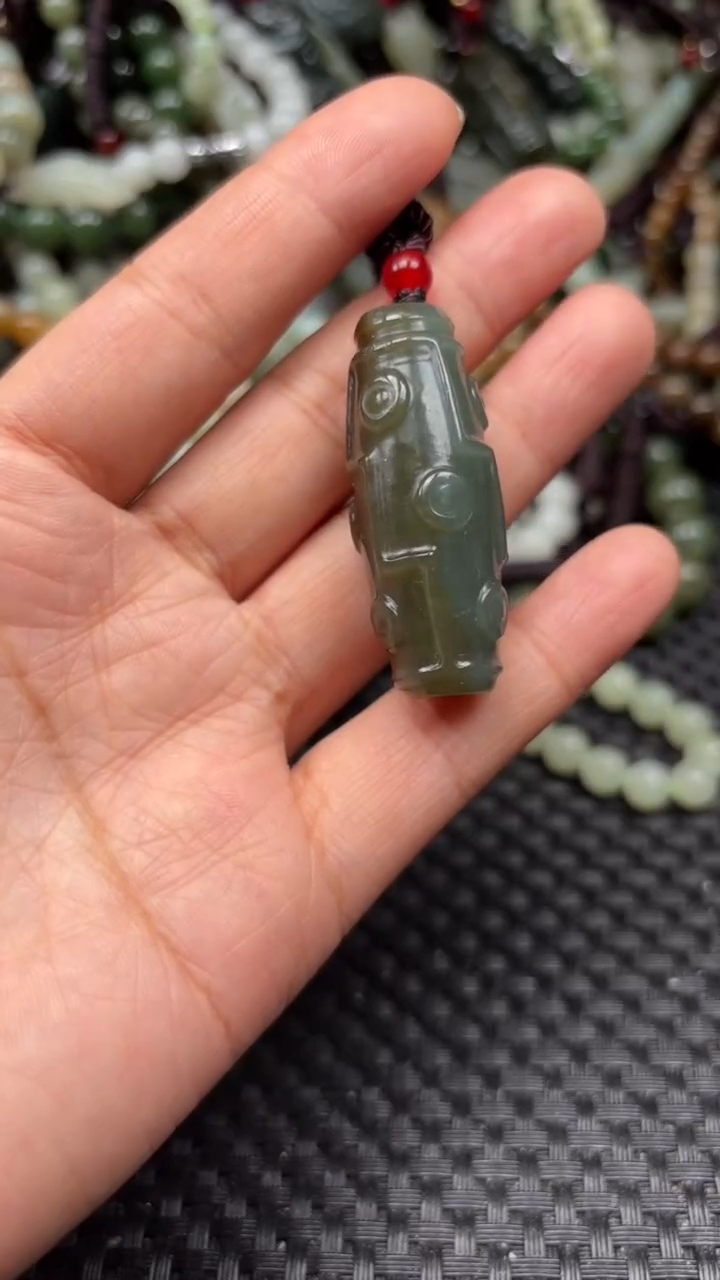 【闪购商品】和田玉颈饰未镶嵌.