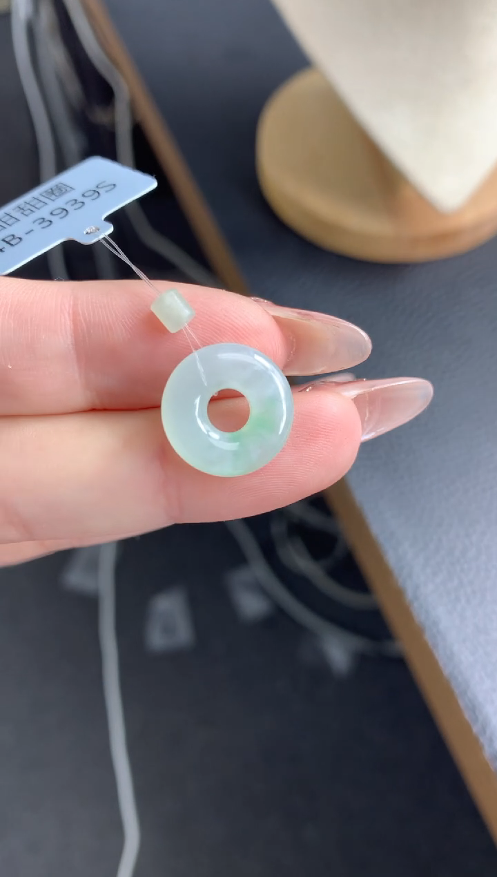 【闪购商品】定制翡翠未镶嵌毛货