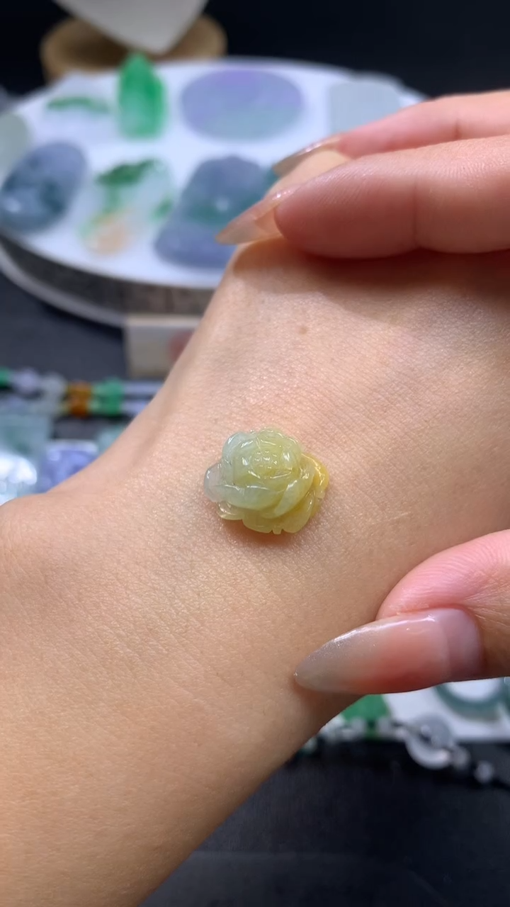 【闪购商品】定制翡翠未镶嵌翡翠