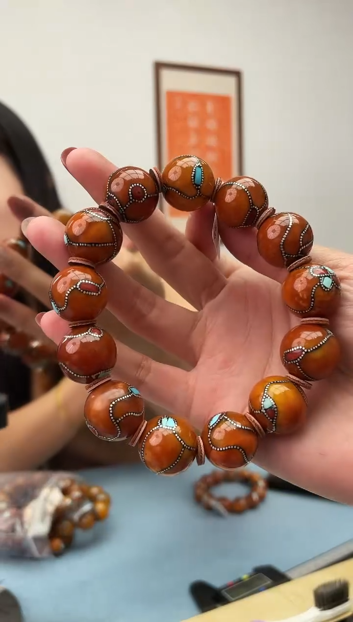 未镶嵌蜜蜡珠宝奇石假一罚十，发一件