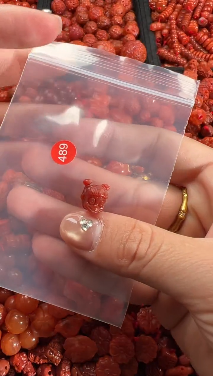 【闪购商品】南红玛瑙颈饰未镶嵌1