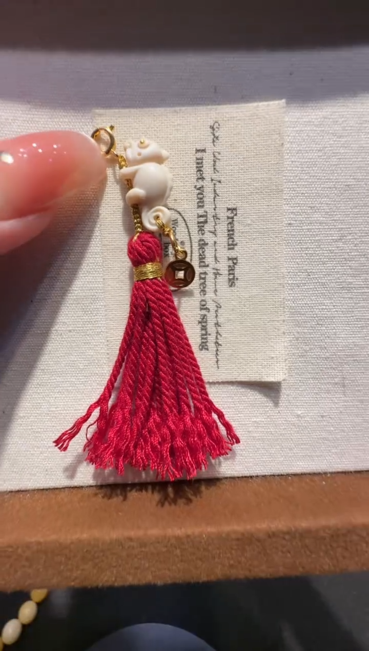 琥珀未镶嵌珠宝奇石吸亿万能提溜