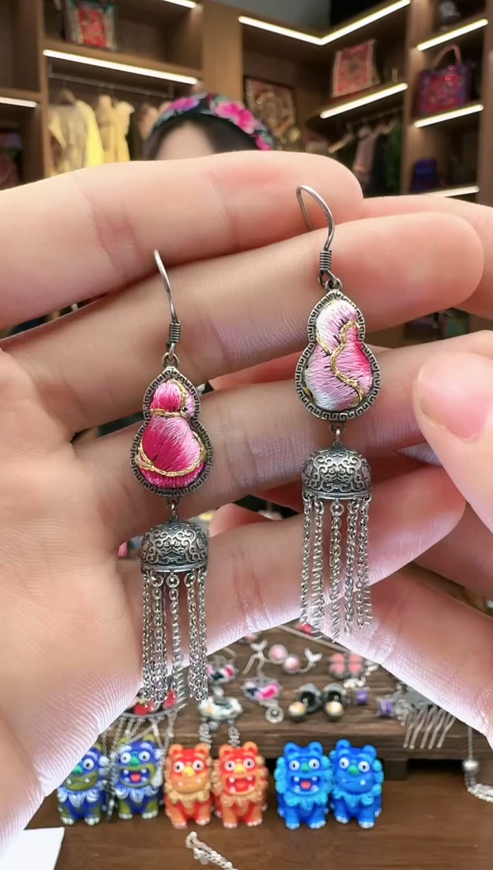 【闪购商品】织绣105黔东南苗族刺绣