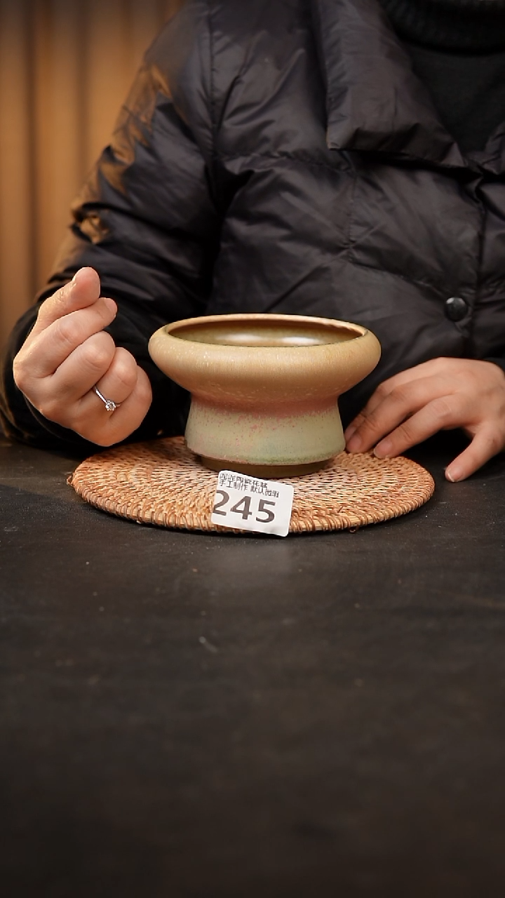 【闪购商品】瓷片245泥泥手工花盆口10高7