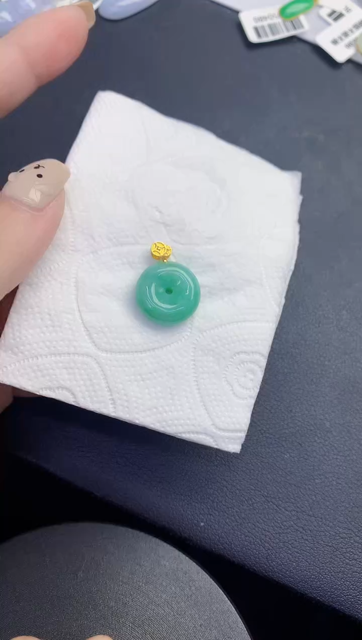 颈饰未镶嵌翡翠缅甸天然翡翠A货