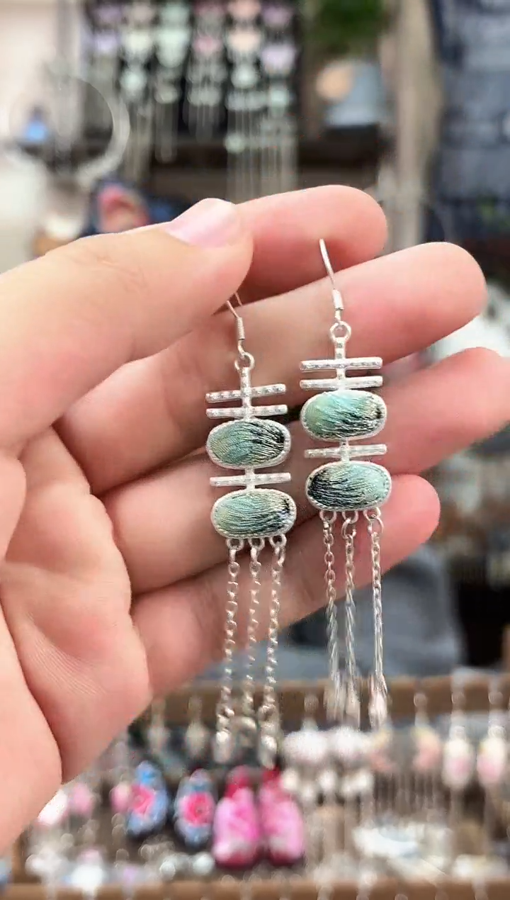 织绣民族风非遗老绣饰品542