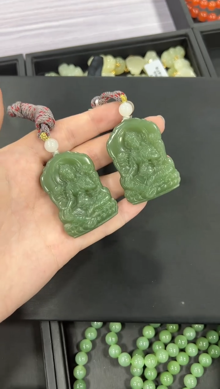 和田玉未镶嵌颈饰（多样性发一件）