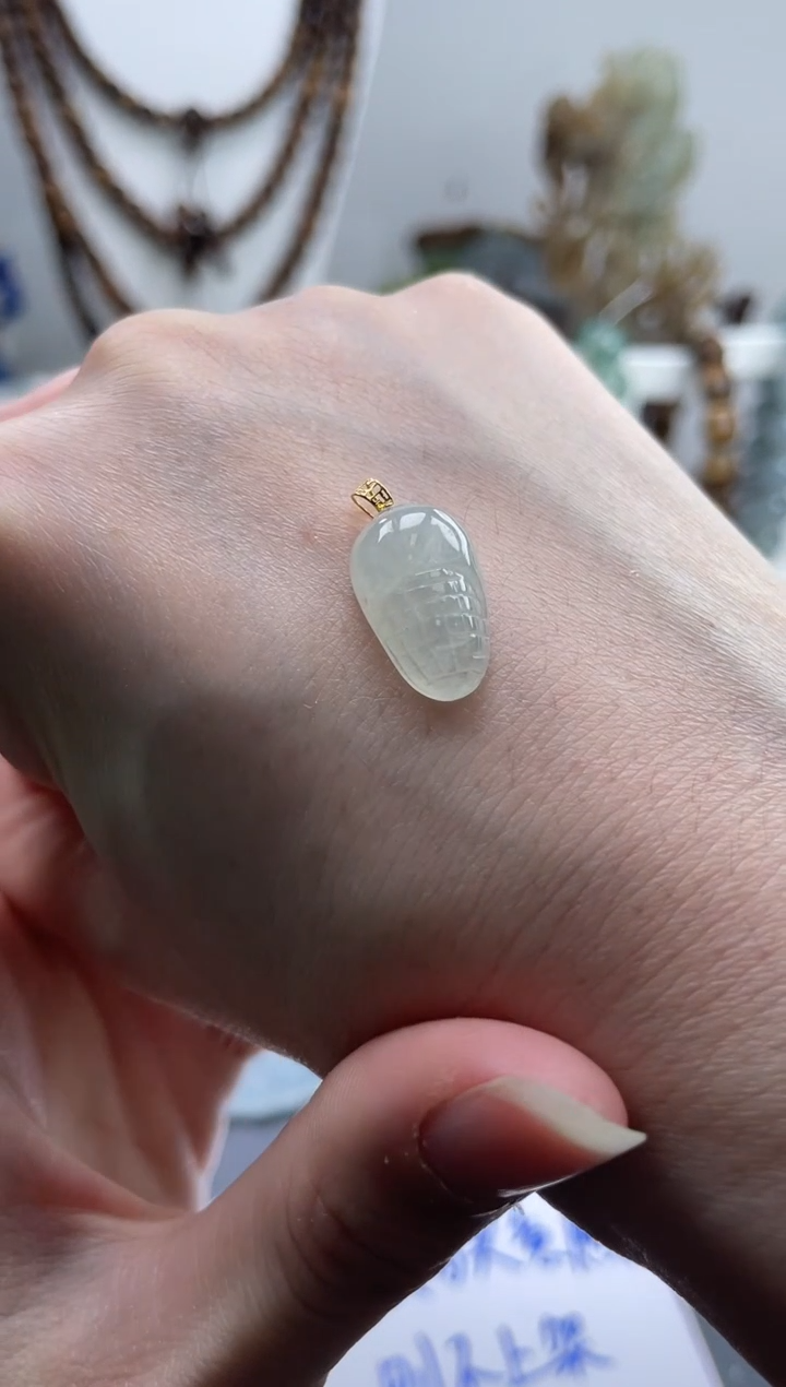 18K金镶嵌定制翡翠251210541