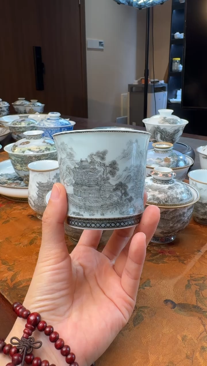 ?****?手绘墨彩龙舟竞渡主人杯