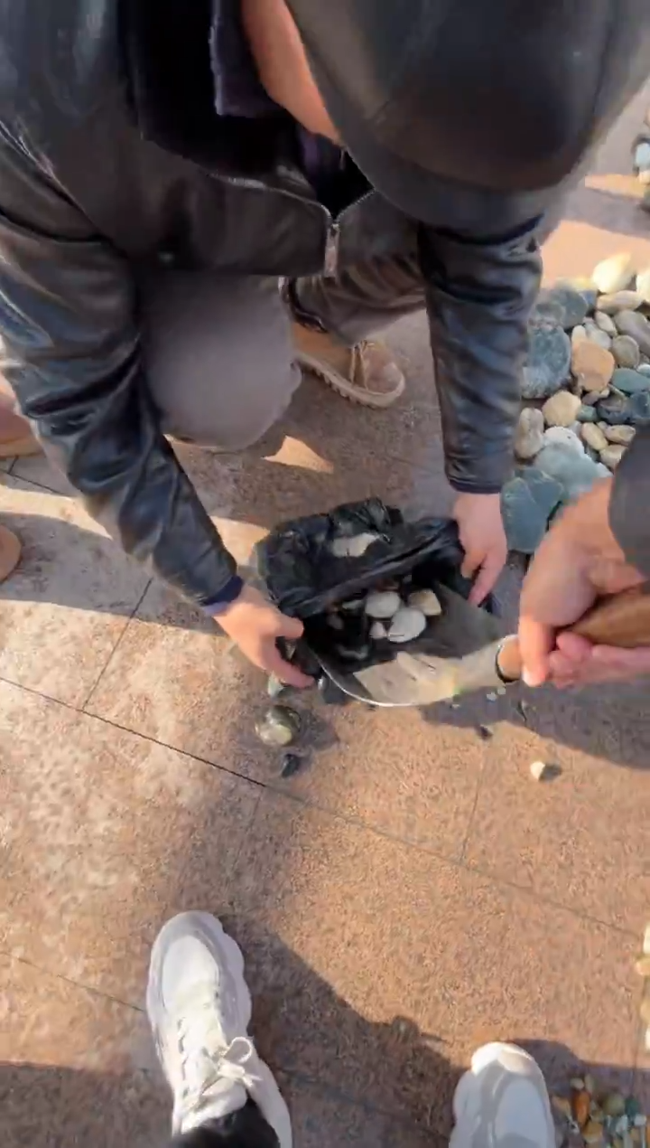 未镶嵌和田玉（糖玉）挂件和田玉