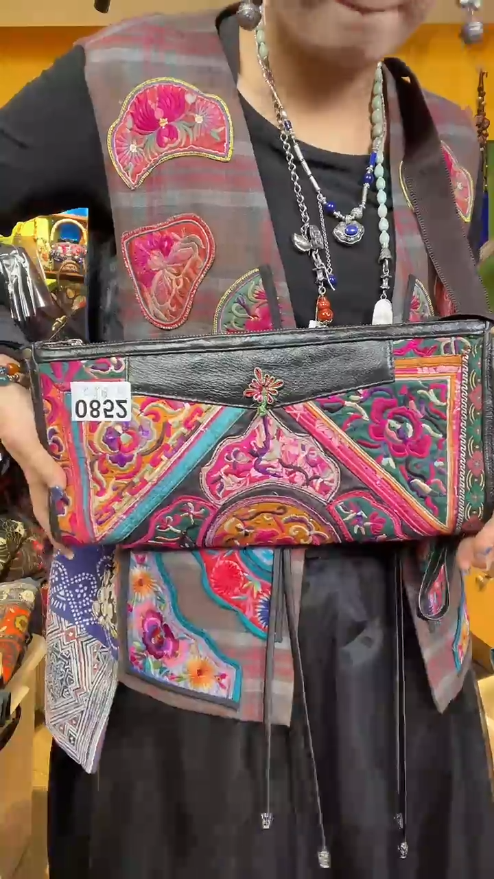 黄牛皮（革）树*熊四两老绣单肩包