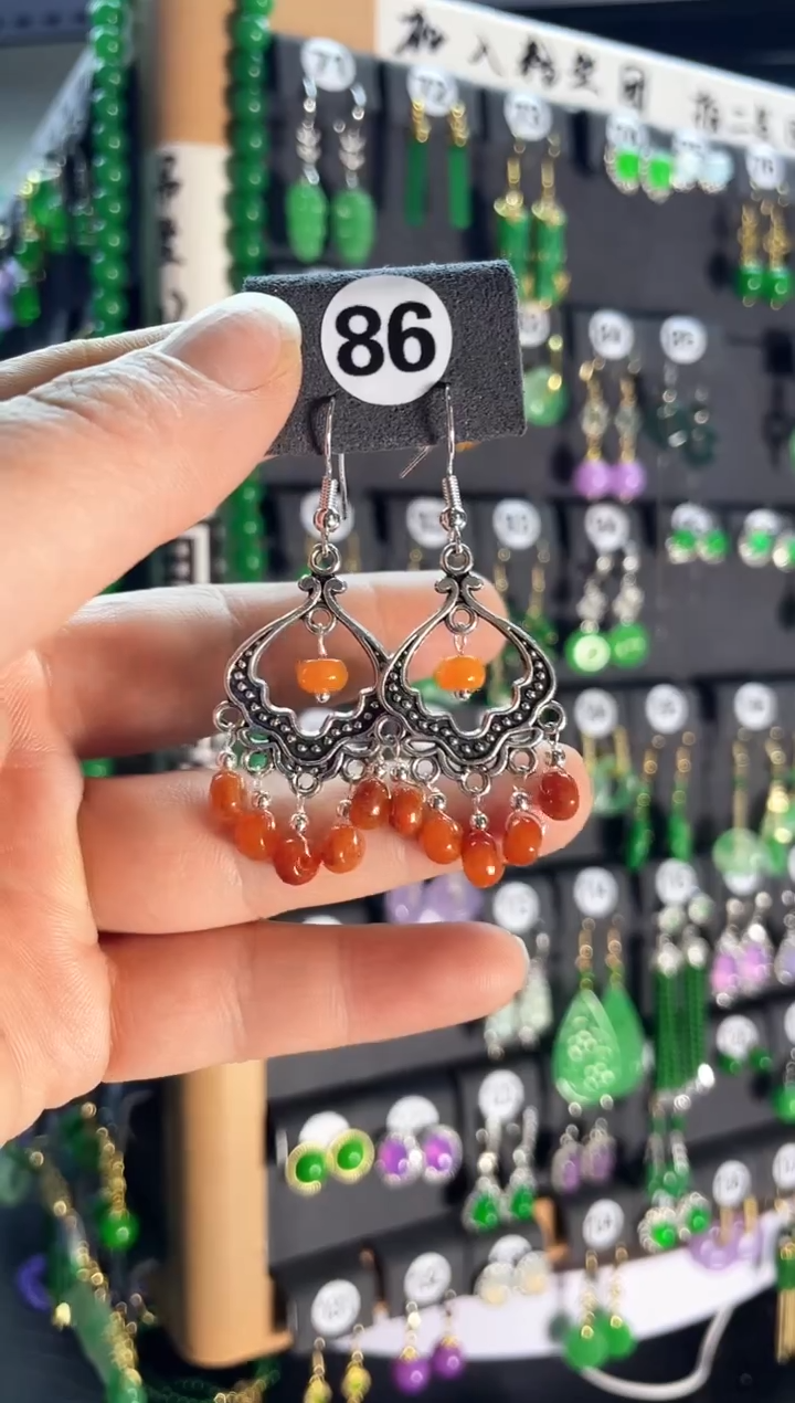 【闪购商品】翡翠耳饰银S925镶嵌86....