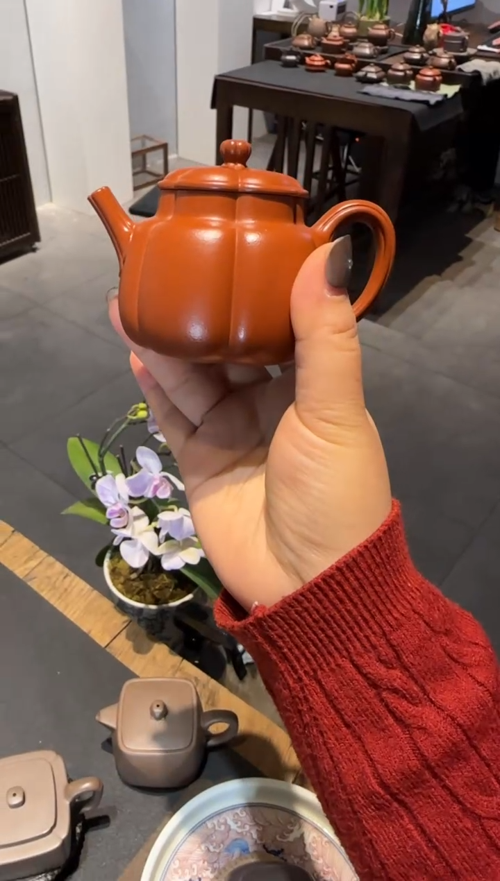 【闪购商品】紫砂茶壶繁花 朱泥