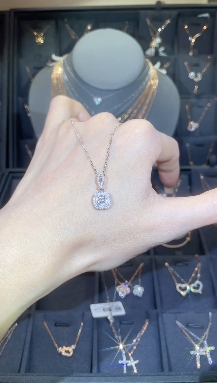 【闪购商品】钻石套链18K金镶嵌18K金白  多人 方糖