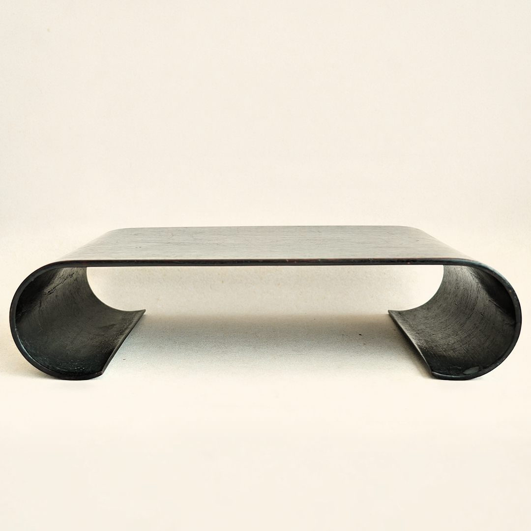 文华开物第89期拍品 6 清 紫檀木下卷案几