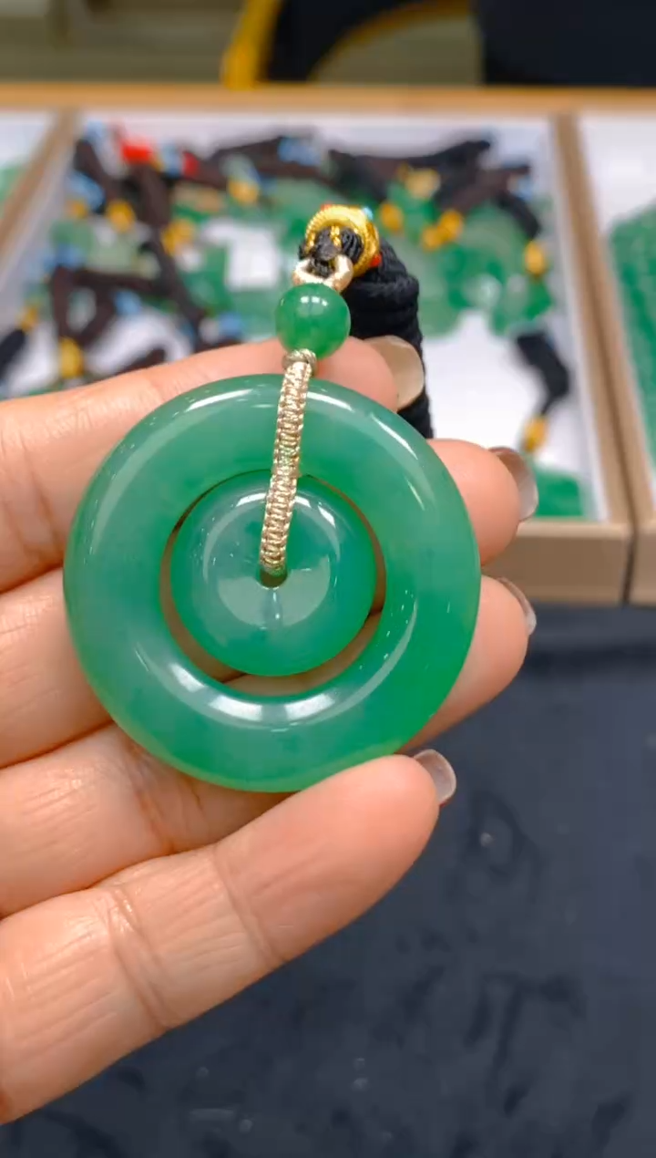 【闪购商品】石英质玉颈饰未镶嵌冰美人非洲翠063