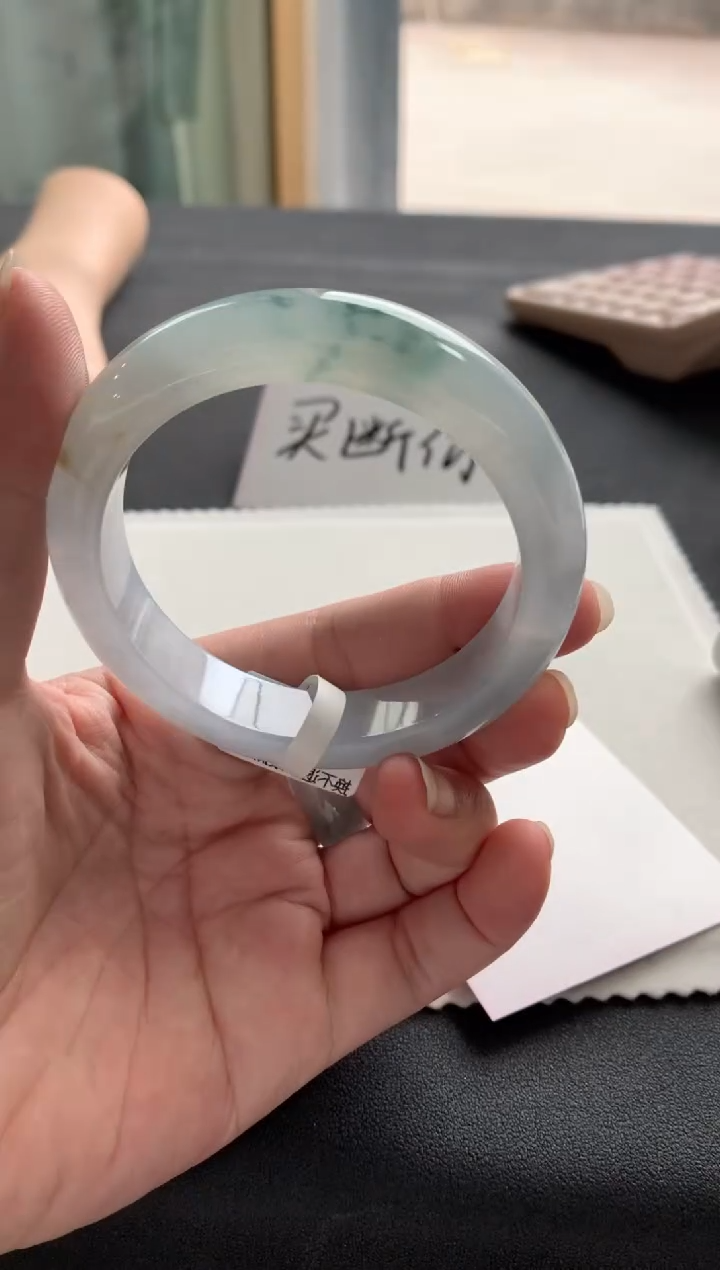 【闪购商品】翡翠手镯未镶嵌56.3正圈A9793买断