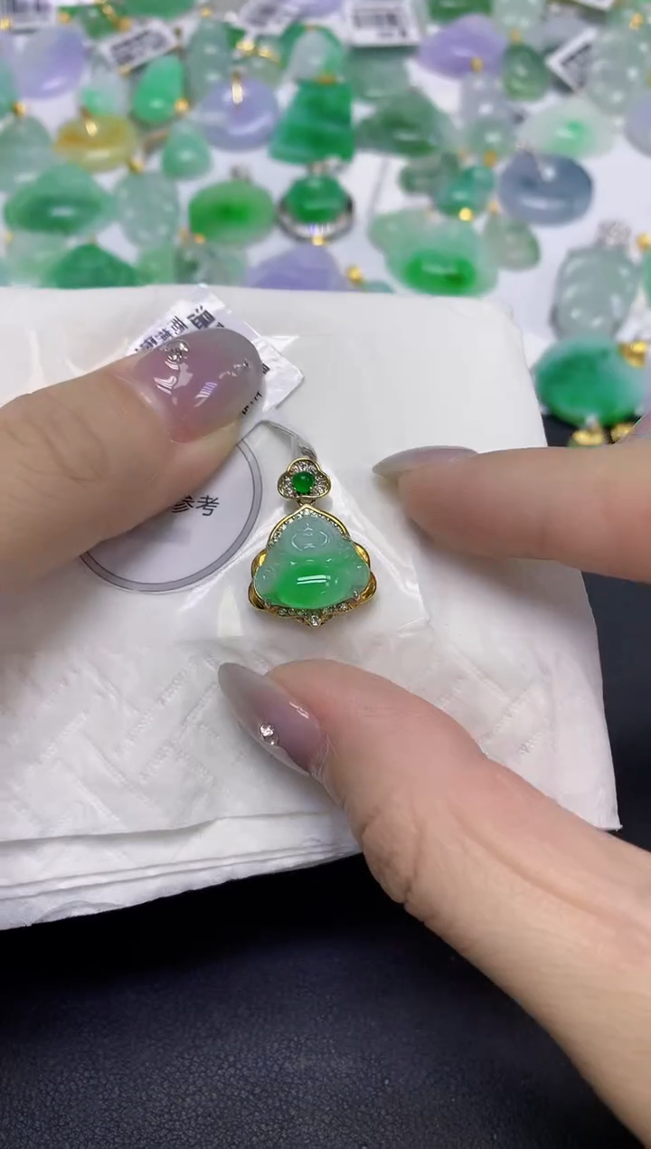 颈饰未镶嵌翡翠天然缅甸翡翠A货百元以上9元证书费自理