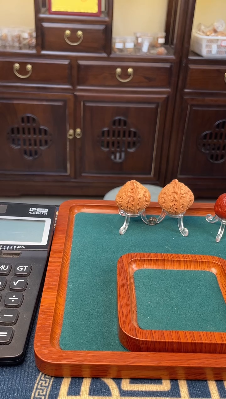 【闪购商品】文玩核桃把件玛瑙红