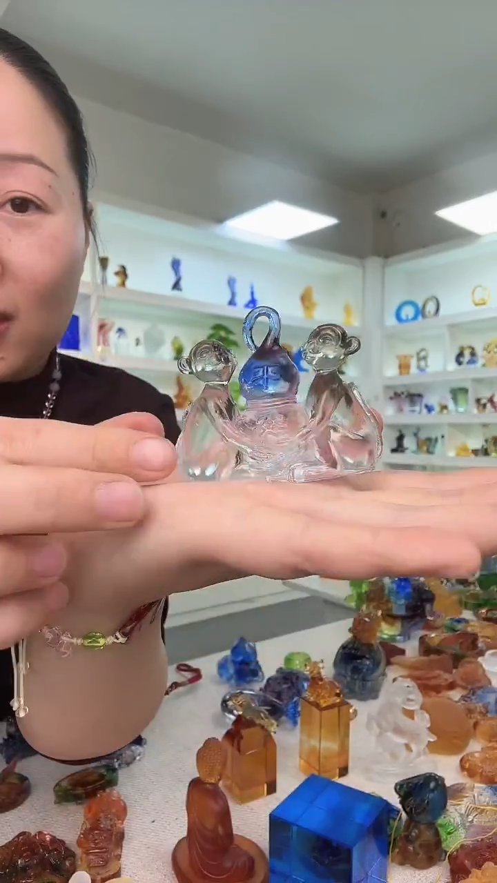 手工艺品琉璃小双猴