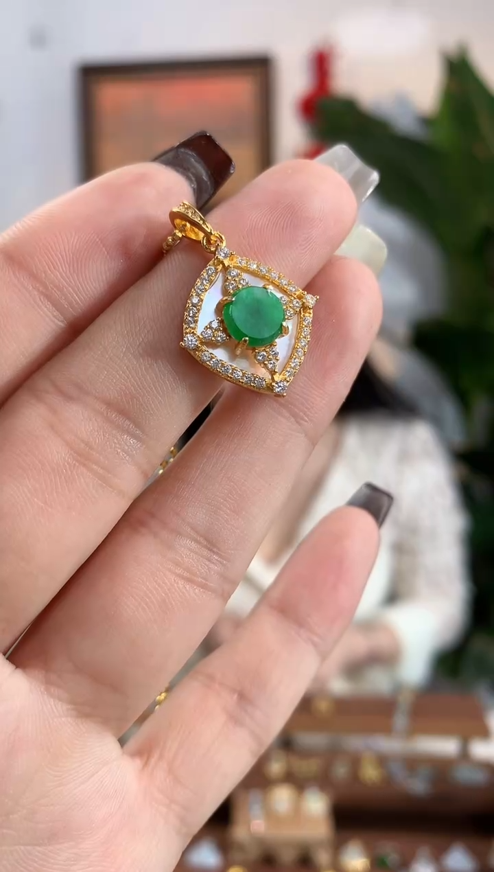 【闪购商品】翡翠银S925镶嵌吊坠(不含链)吊坠