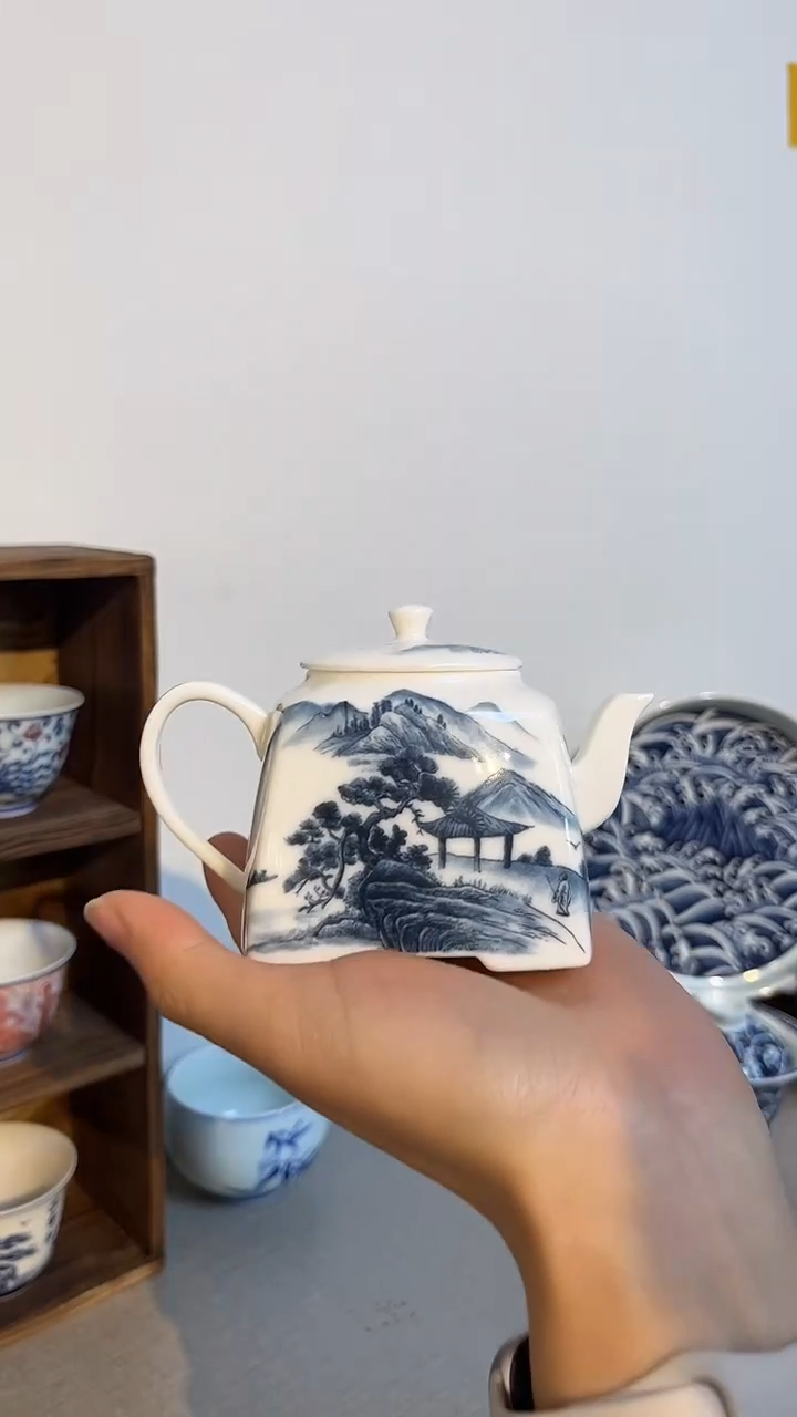 景德镇高温瓷四方山水壶