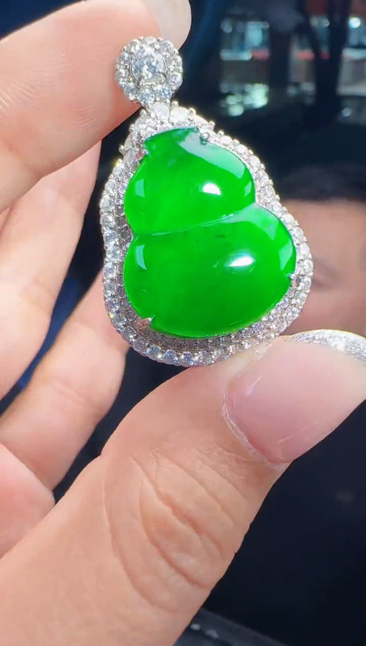 未镶嵌定制翡翠翡翠吊坠48