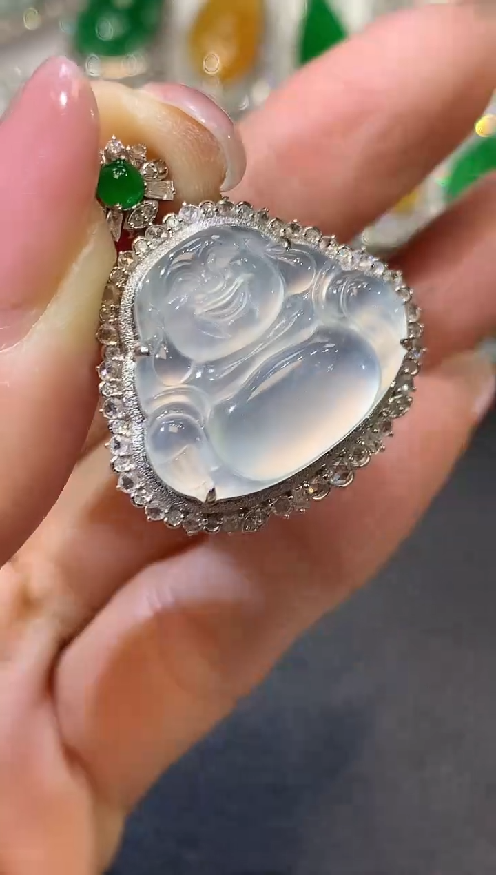 【闪购商品】翡翠吊坠(不含链)18K金镶嵌D58