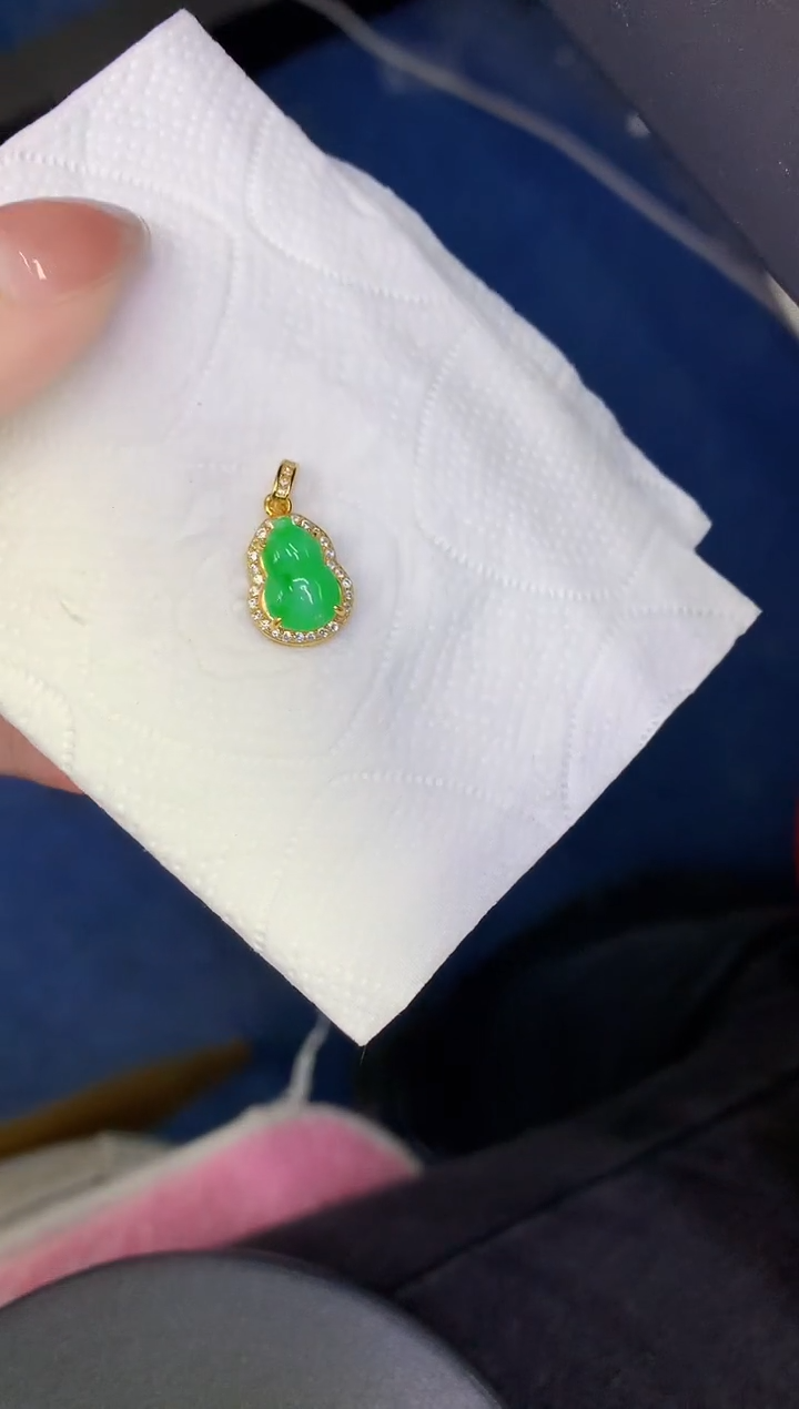 颈饰未镶嵌翡翠缅甸天然翡翠a货