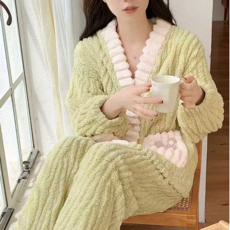 睡衣女冬季珊瑚绒秋冬新款宽松大码家居服套装#25111