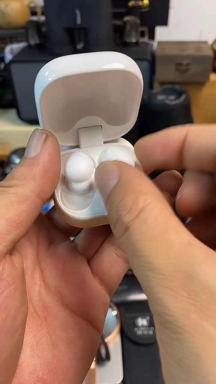 瓷片闪购商品，如图所示