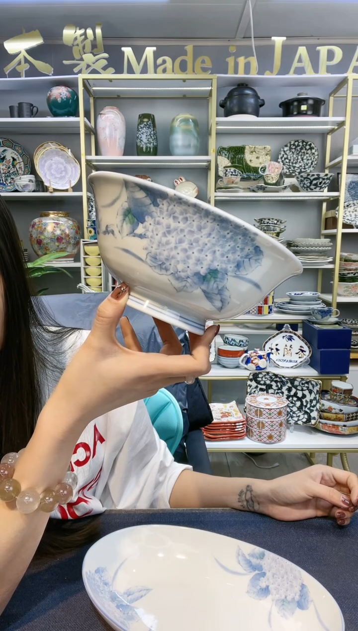 【闪购商品】碗淡彩绣球花面碗19cm一支