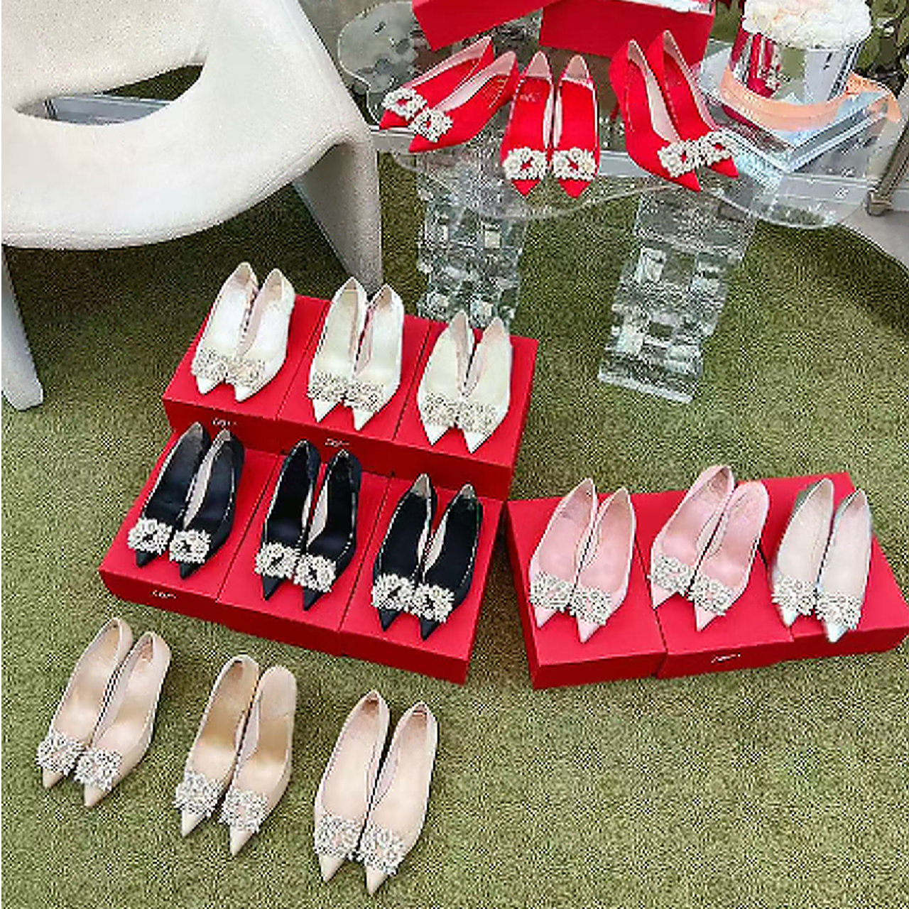 【WM RAE】尖头珍珠扣通勤鞋